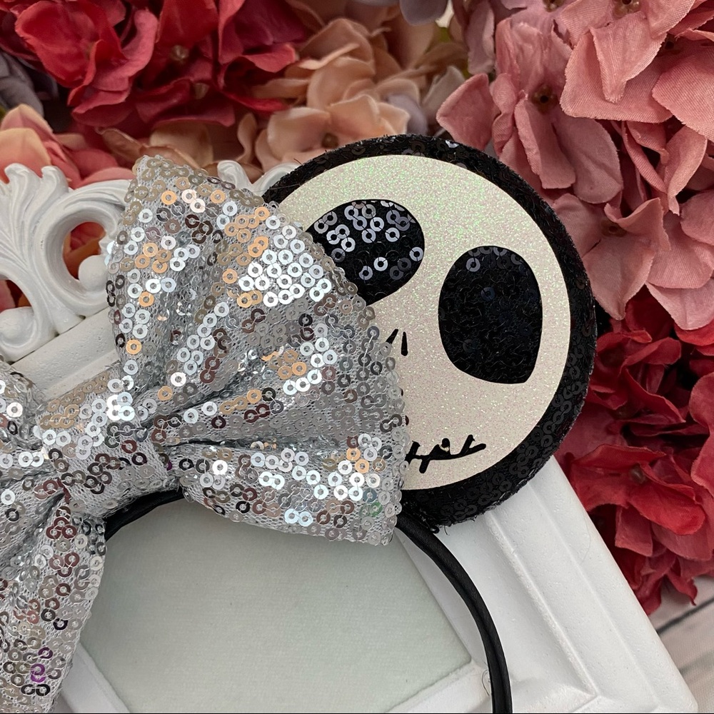 Minnie Mouse Nightmare Before Christmas Headband - Picture 7 of 11
